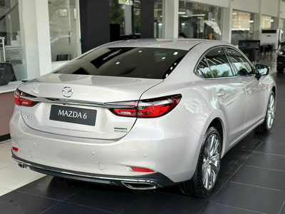 NEW MAZDA 6 2.0 PREMIUM E5