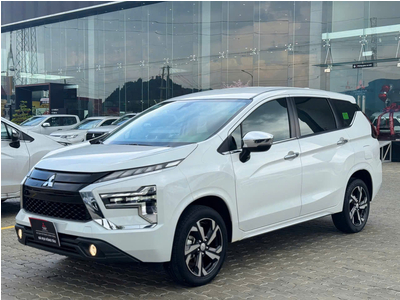 Xpander Premium Trắng 2023