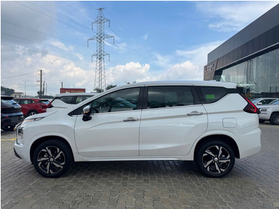 Xpander Premium Trắng 2023