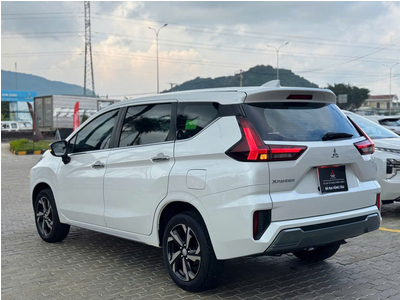 Xpander Premium Trắng 2023