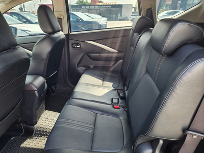 Xpander Premium Trắng 2023