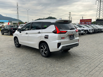 Xpander Premium Trắng 2024