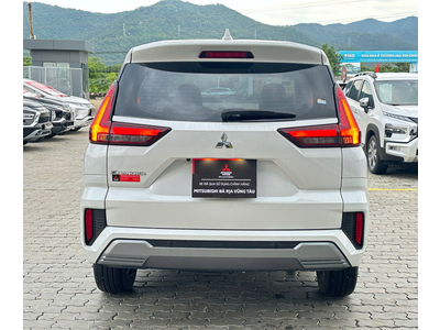 Xpander Premium Trắng 2024