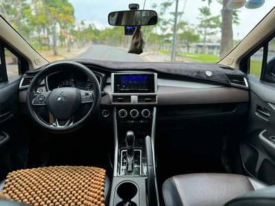 Xpander Cross Đen 2021