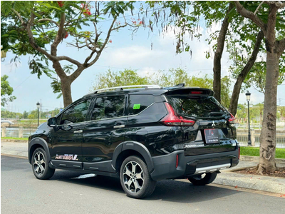 Xpander Cross Đen 2021