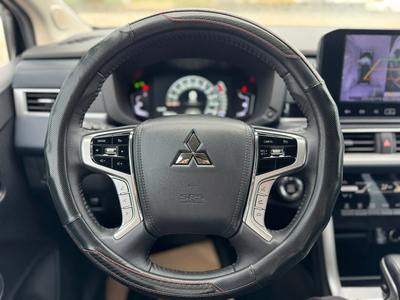 Xpander Cross Đen 2023