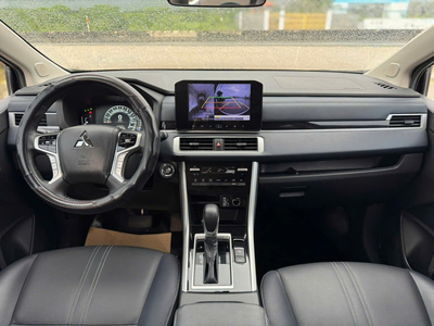 Xpander Cross Đen 2023