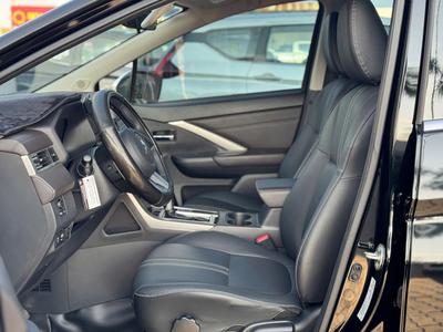 Xpander Premium Đen 2024