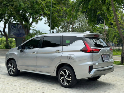 Xpander Premium Bạc 2022