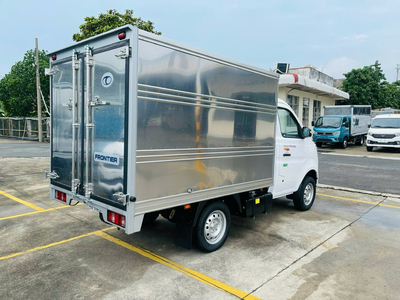 XE TẢI THACO TOWNER T1-2.3 (TF220) THÙNG KÍN DÀI 2m3 TẢI 990Kg MỚI NHẤT