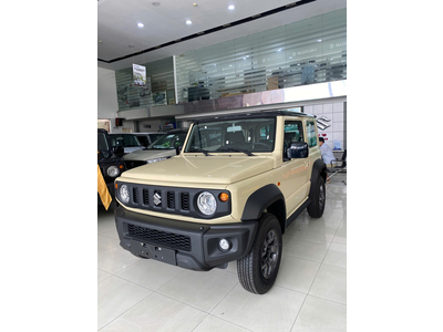 Suzuki Jimny (2 tông màu)