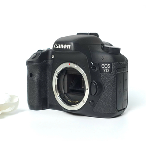 Canon 7D - Lướt 99%