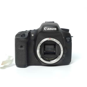 Canon 7D - Lướt 99%