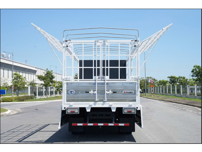 Xe Tải Mitsubishi Fuso FA 140 - Thùng Mui Bạt - Tải 6.5 Tấn - Thùng dài 5,2m