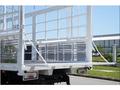 Xe Tải Mitsubishi Fuso FA 140 - Thùng Mui Bạt - Tải 6.5 Tấn - Thùng dài 5,2m