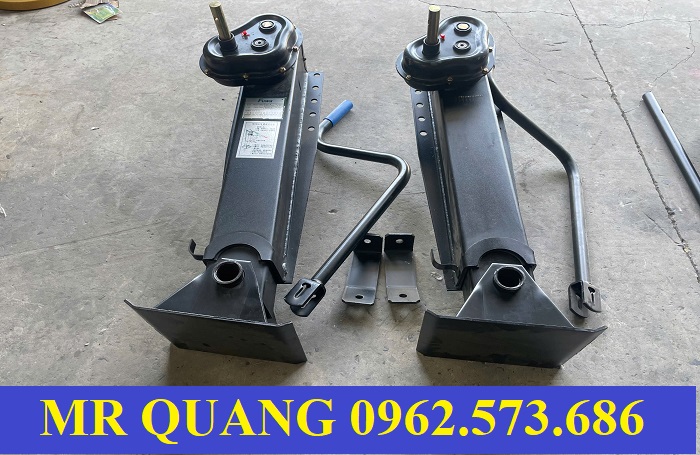 chân chống rơ mooc