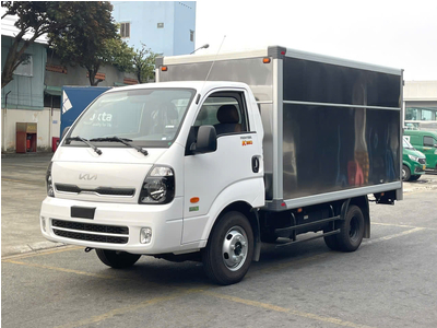XE TẢI KIA K250 THÙNG KÍN TẢI TRỌNG 2,49 TẤN MỚI NHẤT