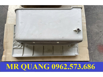 Ốp bậc dưới Hyundai Xcient