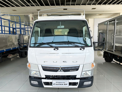 XE TẢI MITSUBISHI FUSO CANTER TF4.9 THÙNG MUI BẠT 2 TẤN ĐỜI MỚI NHẤT
