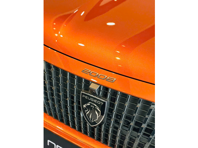 New Peugeot 2008 Premium - CAM