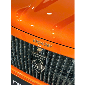 New Peugeot 2008 Premium - CAM