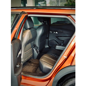 New Peugeot 2008 Premium - CAM