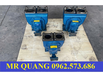 Bơm xăng dầu tại Sài Gòn