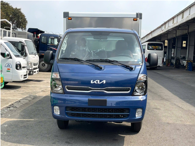 XE TẢI KIA K250 THÙNG KÍN TẢI TRỌNG 2,49 TẤN MỚI NHẤT