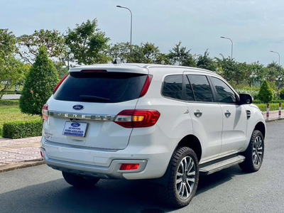 Everest Titanium 2019 Xe Chuẩn Đẹp