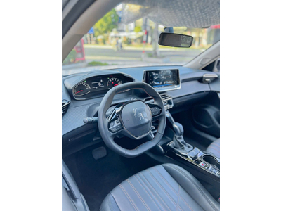 Peugeot 2008 AT