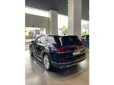 Volkswagen Teramont President 6 Chỗ