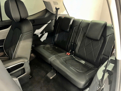 Volkswagen Teramont President 6 Chỗ