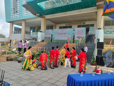 CHO THUÊ LED DÙNG CHO SỰ KIỆN - SHOW LỄ HỘI ÁO BÀ BA GÒ VẤP