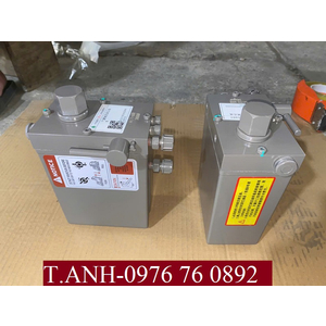 Hộp kích Sitrack 440