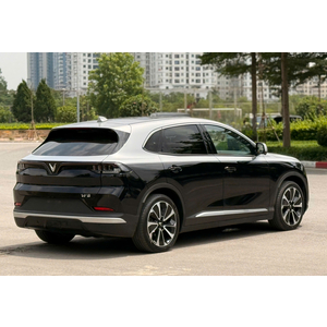 VinFast VF8 Plus Lướt 2024 - Màu Đen nóc bạc- Odo 3000 Km