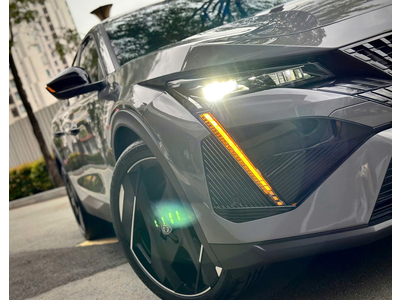 Peugeot 408 LE Phiên Bản Kỷ Niệm 215 Năm