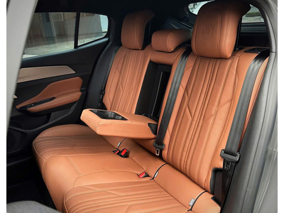 Peugeot 408 LE Phiên Bản Kỷ Niệm 215 Năm