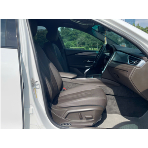 VinFast Lux A2.0 Lướt 2020 - Màu Trắng - Odo 5.2V