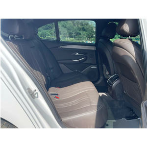 VinFast Lux A2.0 Lướt 2020 - Màu Trắng - Odo 5.2V