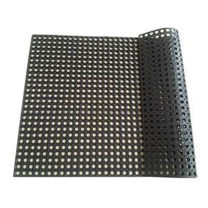 Thảm cao su chống trơn trượt - WG701 MÀU ĐEN- ĐỎ