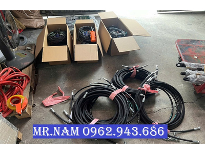 Cơi Thành Thùng Thủy Lực Xe Tải 3 Chân, 4 Chân & Mooc Ben – Giải Pháp Tăng Tải Cho Xe.