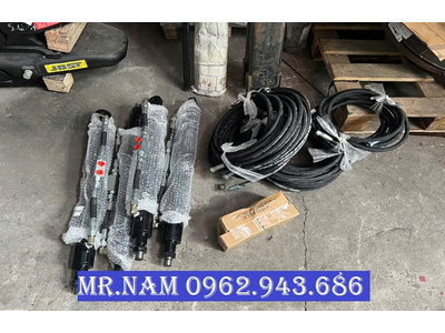 Cơi Thành Thùng Thủy Lực Xe Tải 3 Chân, 4 Chân & Mooc Ben – Giải Pháp Tăng Tải Cho Xe.