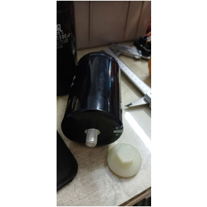 Tụ DC 400V 2200UF EPCOS mới có ốc đế B43584