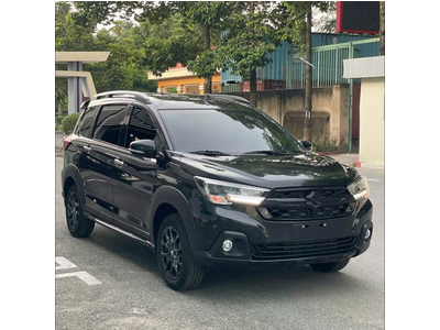 Suzuki XL7 Hybrid 1 Tone