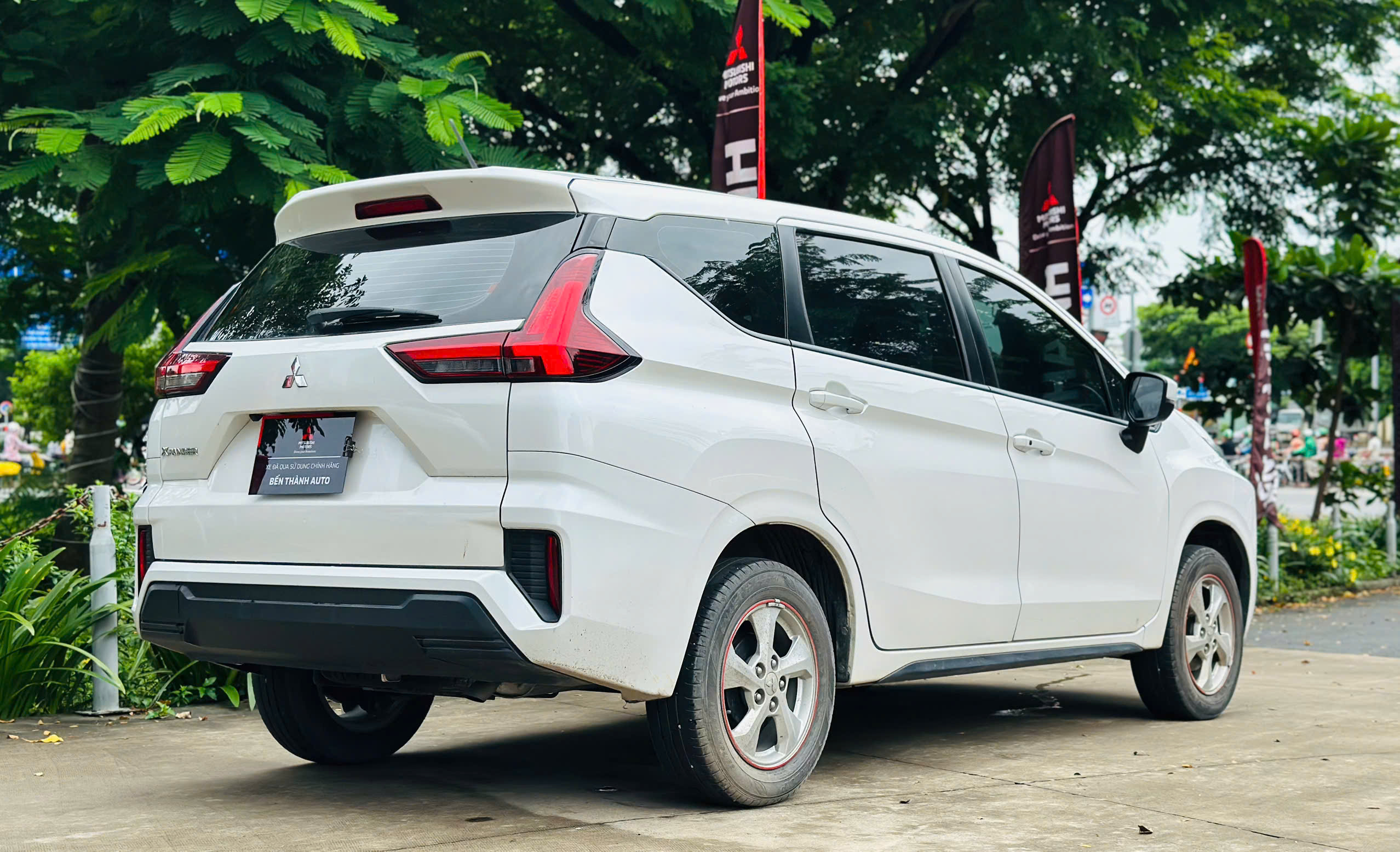 Mitsubishi XPANDER AT ECO CHÍNH HÃNG