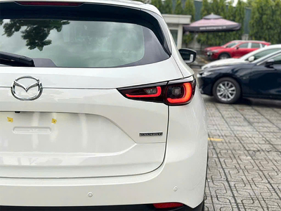 New Mazda CX-5 2.0L Deluxe