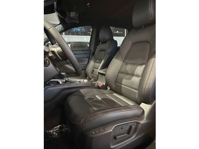 New Mazda CX-5 2.0L Premium Sport