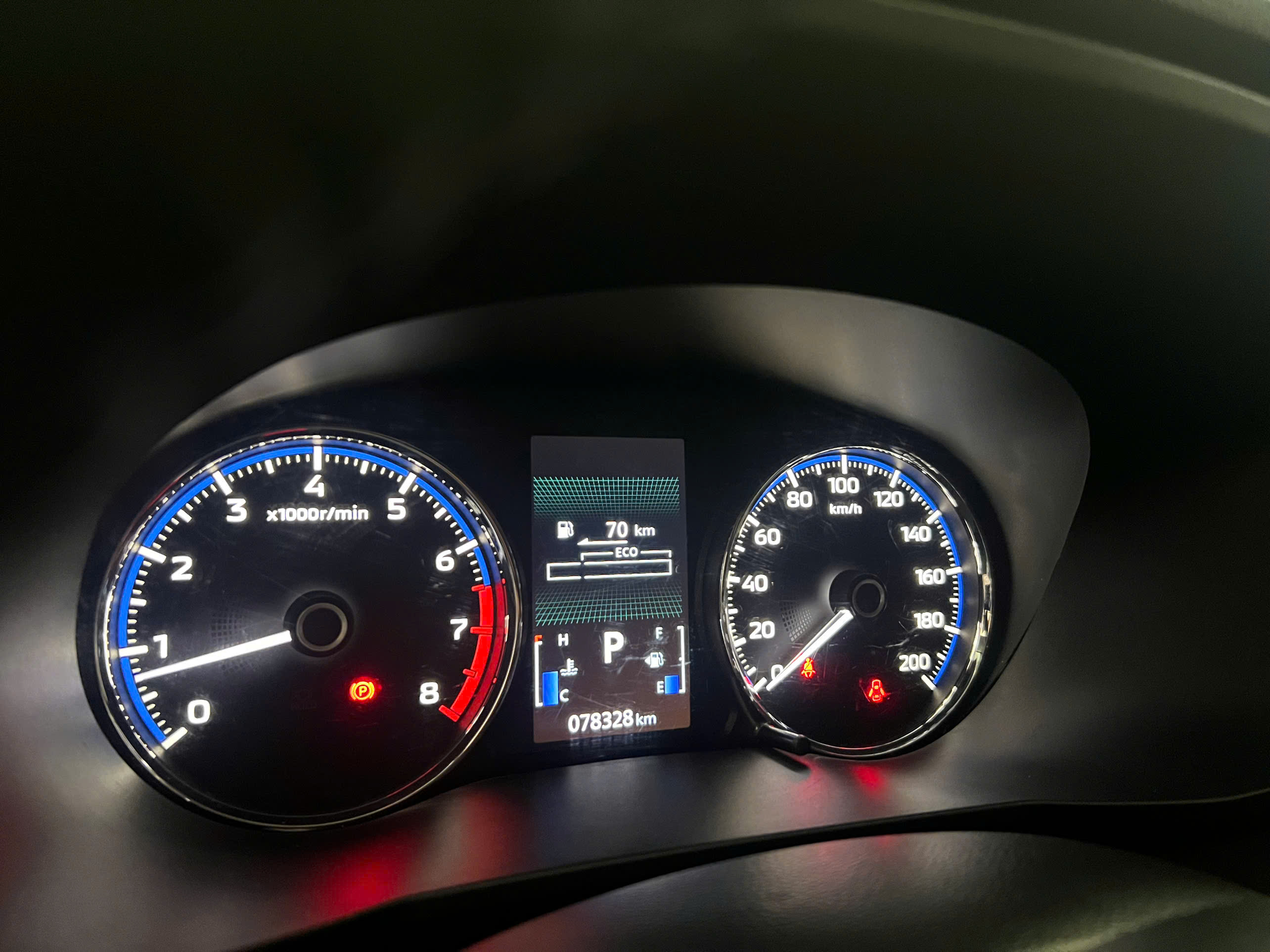 Mitsubishi Xpander Cross 1.5L AT – 2022, Nhập Indo