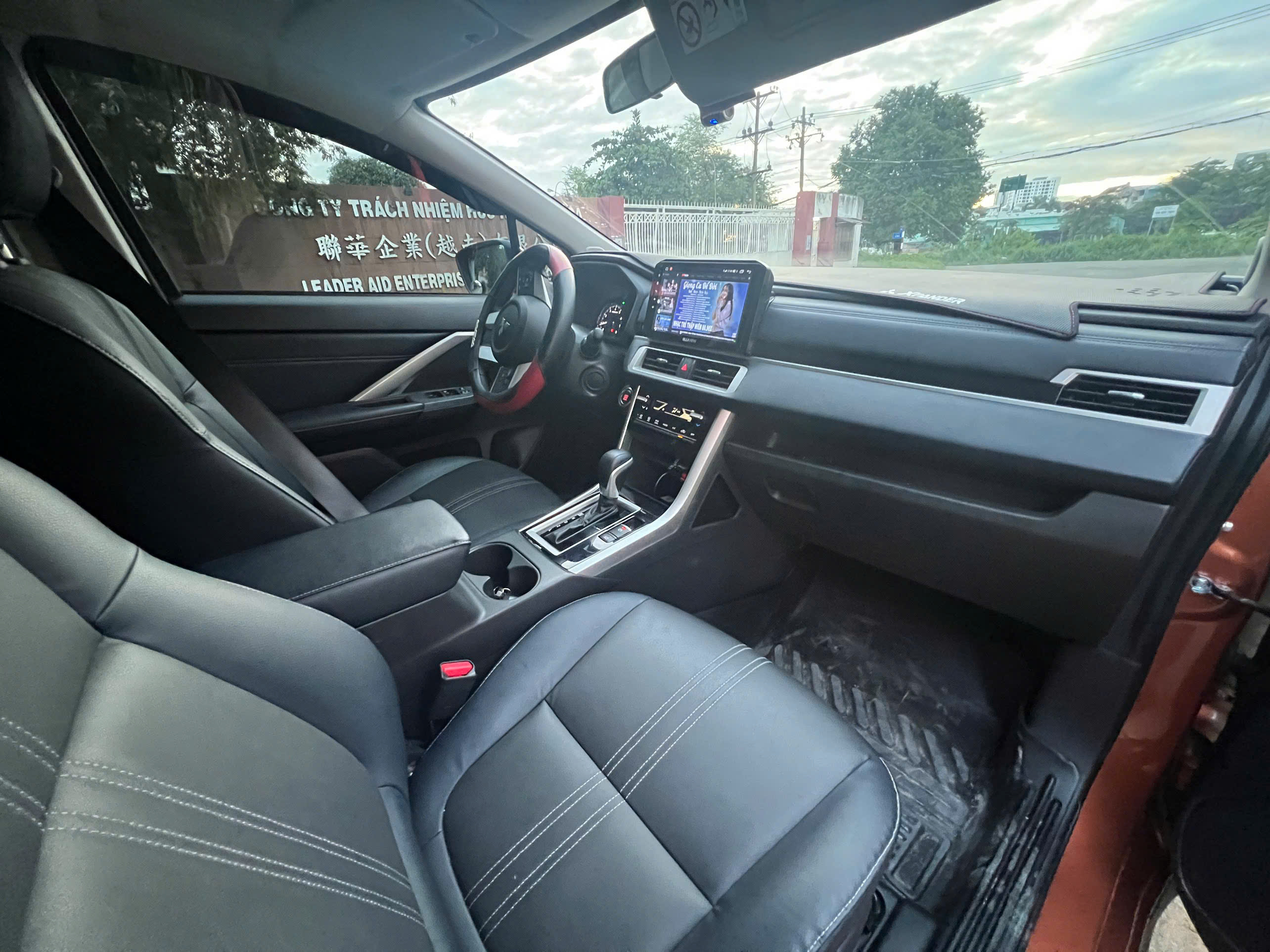 Mitsubishi Xpander Cross 1.5L AT – 2022, Nhập Indo