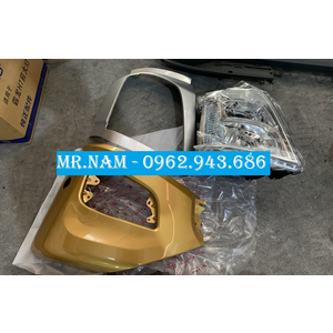 ỐP MÍ ĐÈN XƯƠNG MÙ ( ĐÈN GẦM) CHENGLONG H7 TẢI THÙNG VÀ ĐẦU KÉO SẴN TẠI HÀ NỘI VÀ SÀI GÒN.